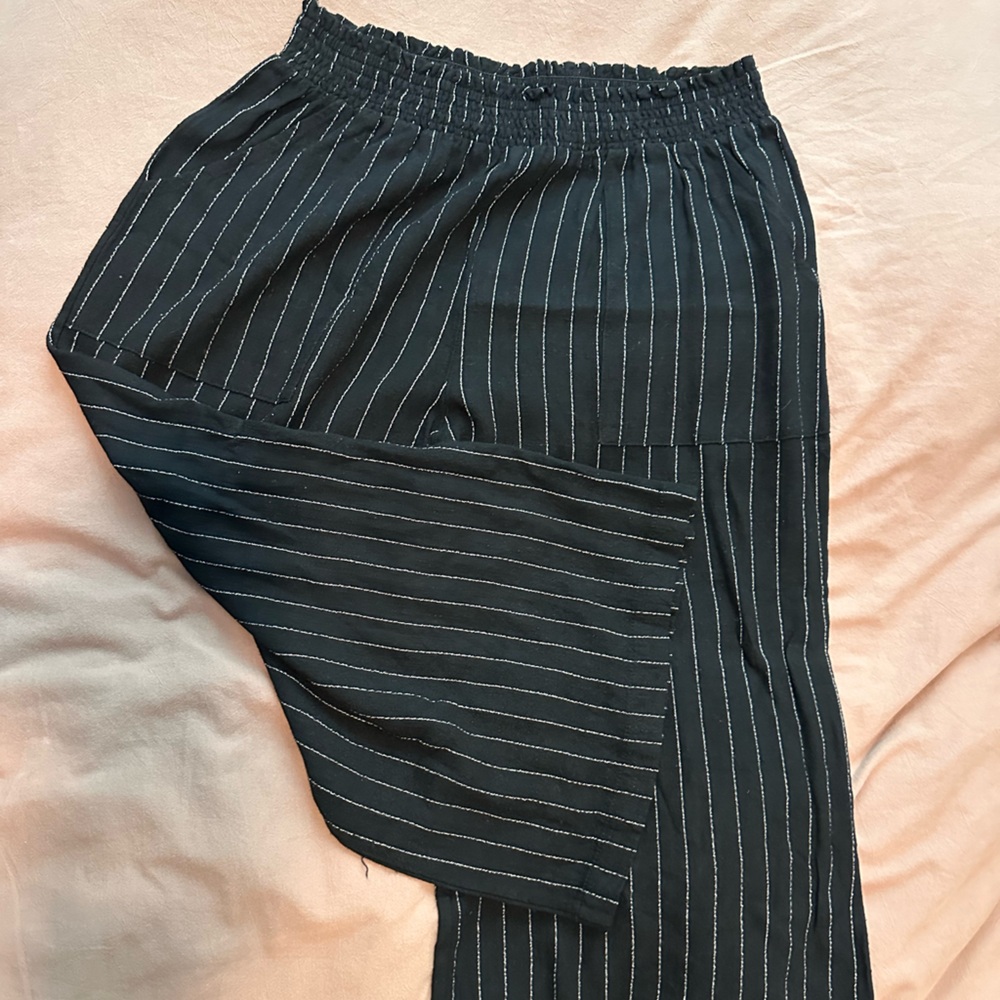 Alice + Olivia Black and White Striped Pants